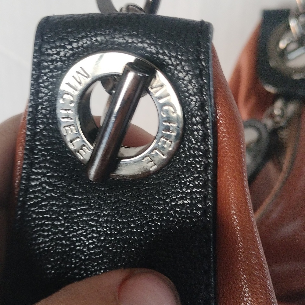 Michele Brown and black leather shoulder bag. BEAUTIFUL! - Picture 11 of 16